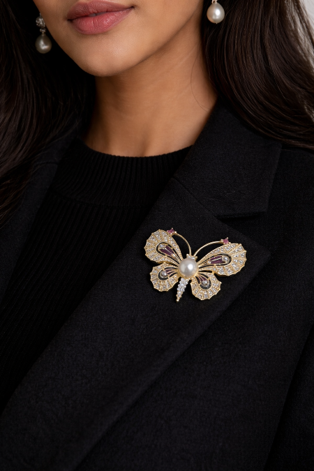 ELEGANT FRESHWATER PEARL BUTTERFLY BROOCHE/PENDANT