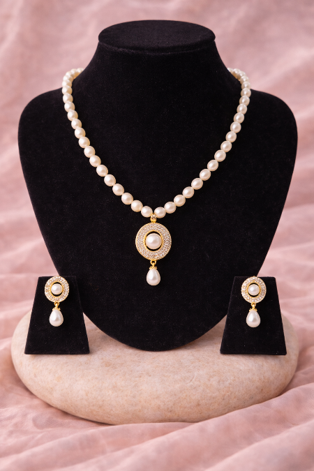 LP JEWELS: Minimal Gold-Finish Oval Pearl Necklace Set with Matching Earrings