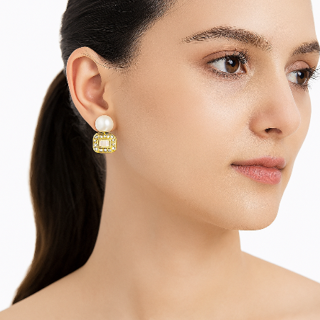 Luxe Halo Pearl and Crystal Stud Earrings
