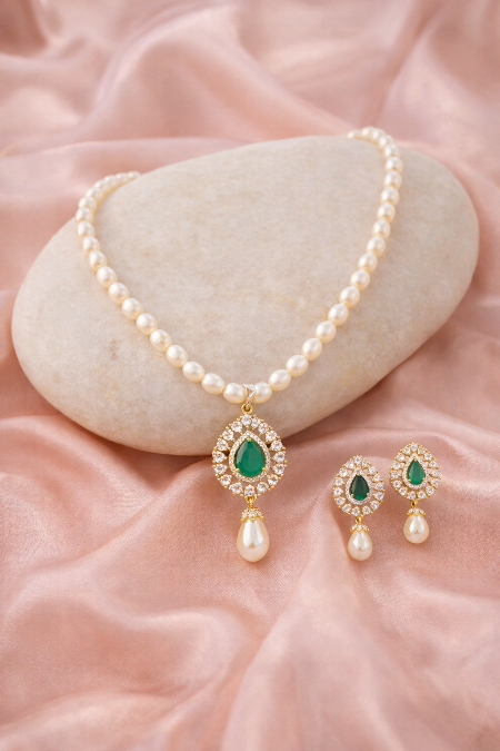 LP JEWELS-Freshwater Pearl Necklace Set with Green Teardrop Pendant