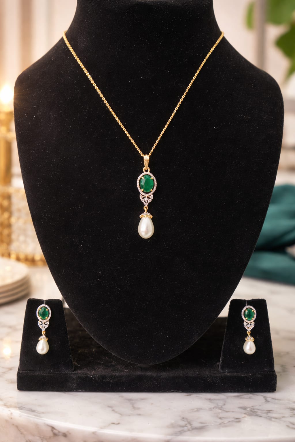 LP JEWELS- Classic Emerald Green Pearl Pendant & Earring Set