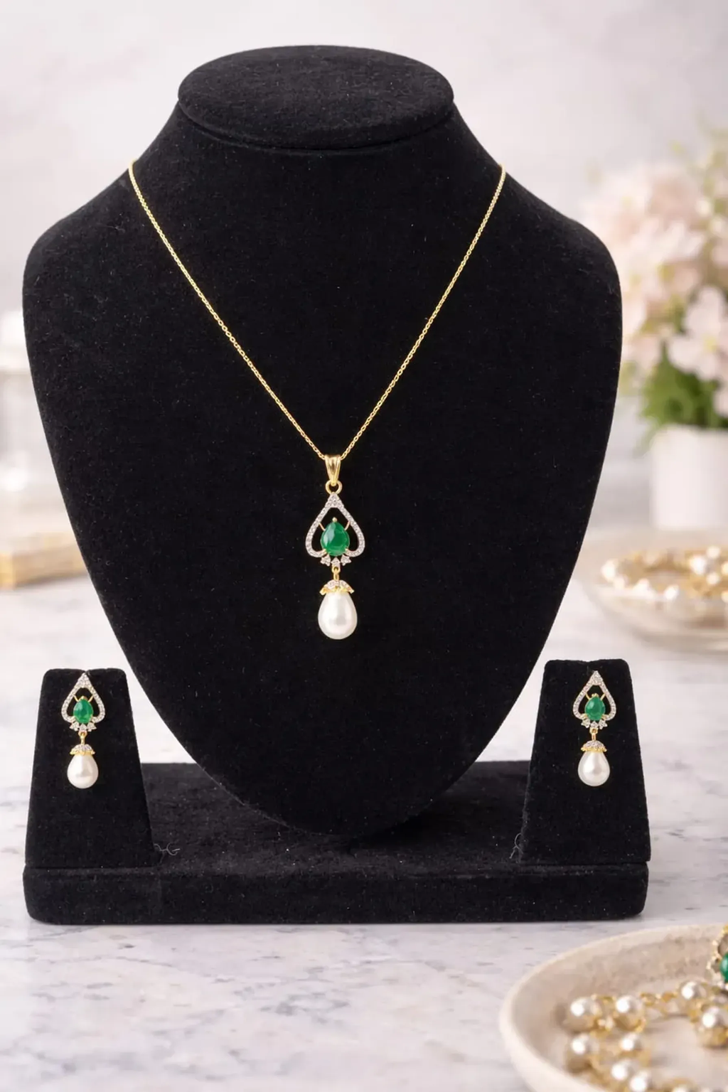LP JEWELS-Emerald Green Teardrop Pearl Pendant Set with Matching Earrings