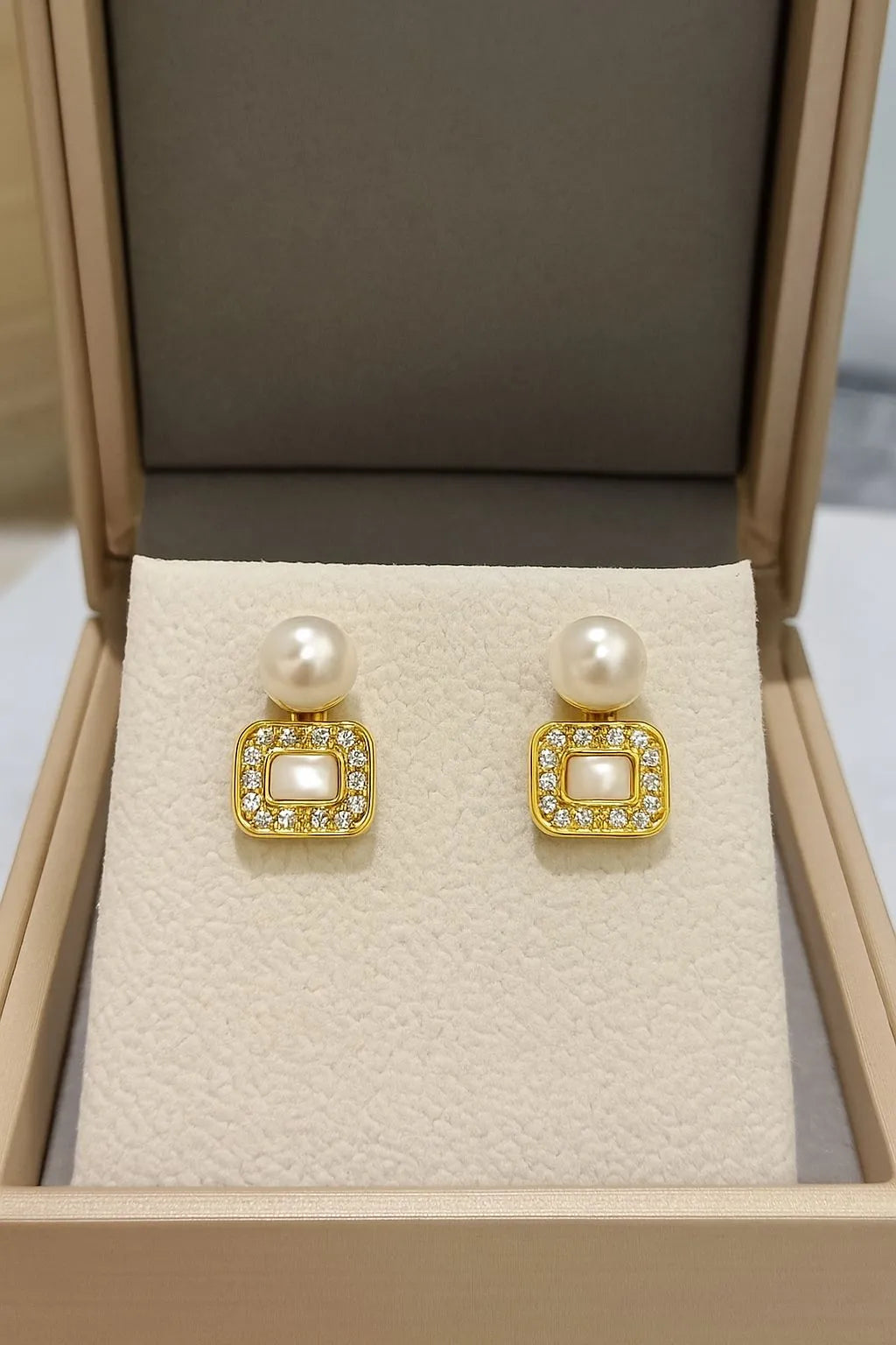 Regal Square Pearl Elegance Combo Set – Necklace & Earrings